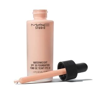MAC Cosmetics Waterweight SPF 30 Foundation - NC30 - New In Box!!!
